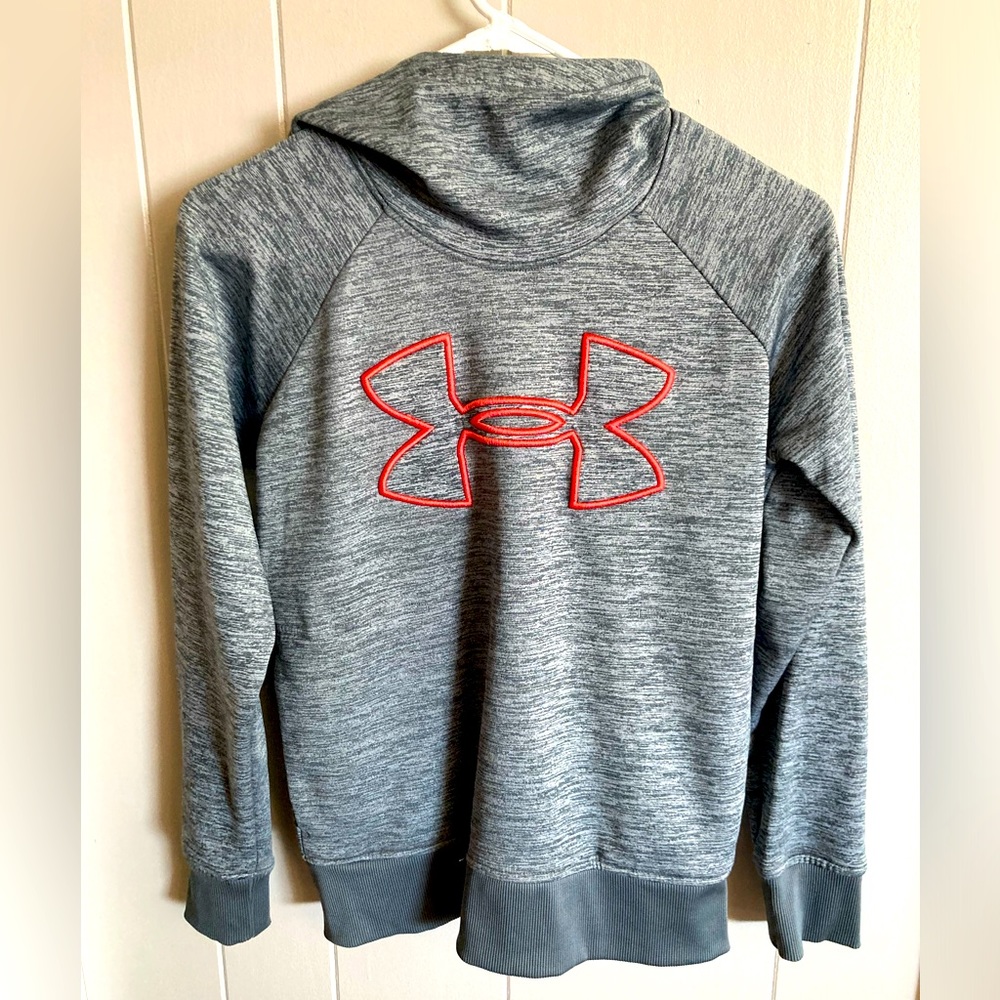 Under Armour sweatshirt